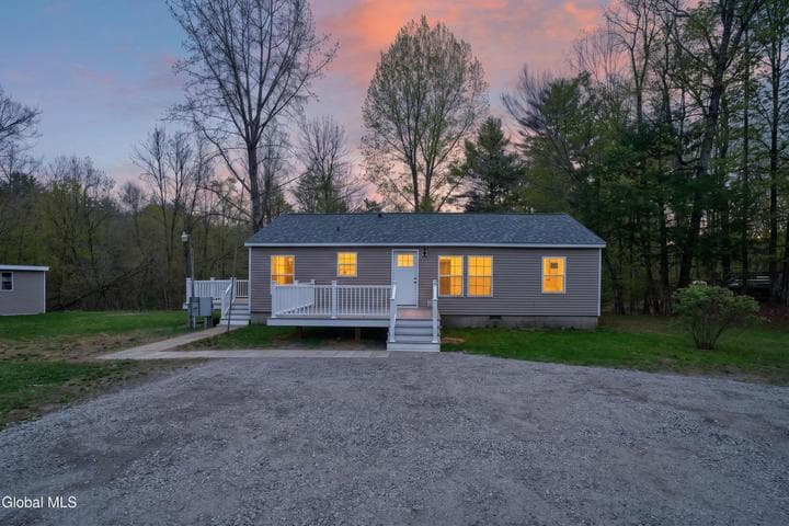 4495 Route 9N, Corinth, NY, photo 2