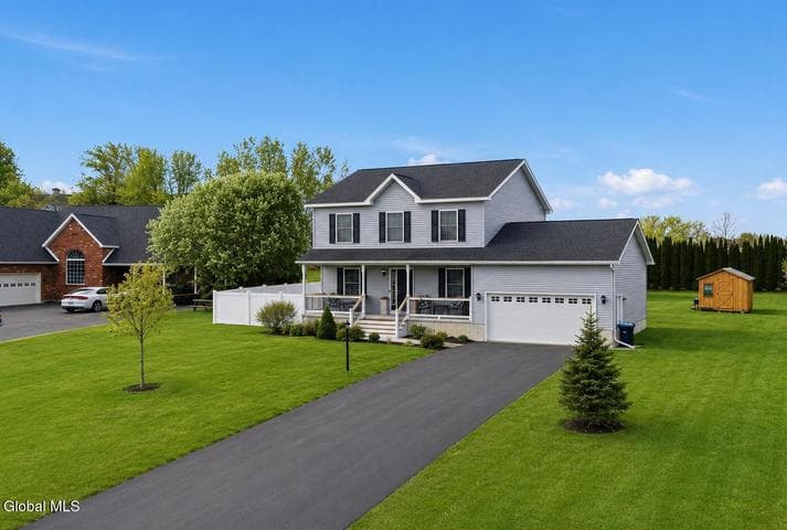 34 Eagle Lane, Halfmoon, NY, photo 2
