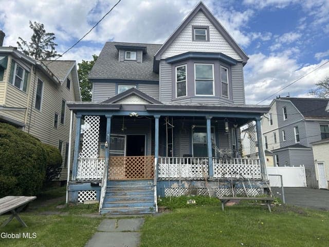 1061 Madison Avenue, Albany, NY, photo 2