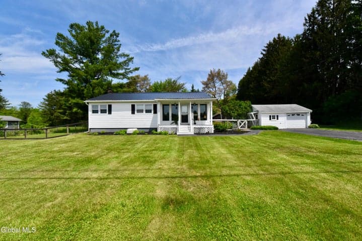48 Jenkins Road, Ballston, NY, photo 1