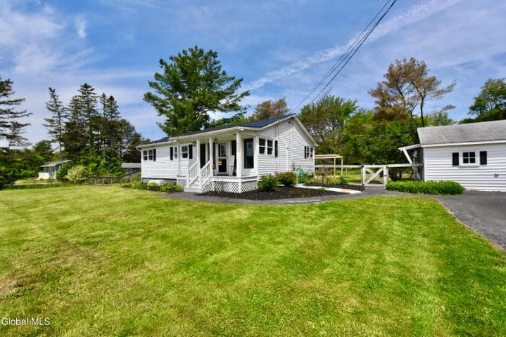 48 Jenkins Road, Ballston, NY, photo 2
