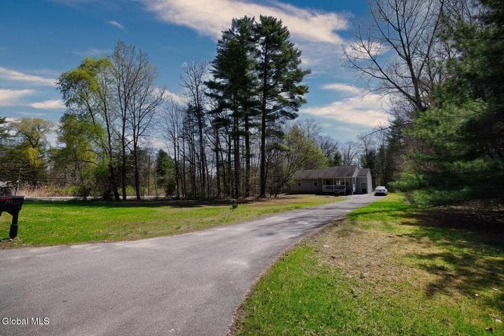 201 Cochran Drive, Northumberland, NY, photo 2