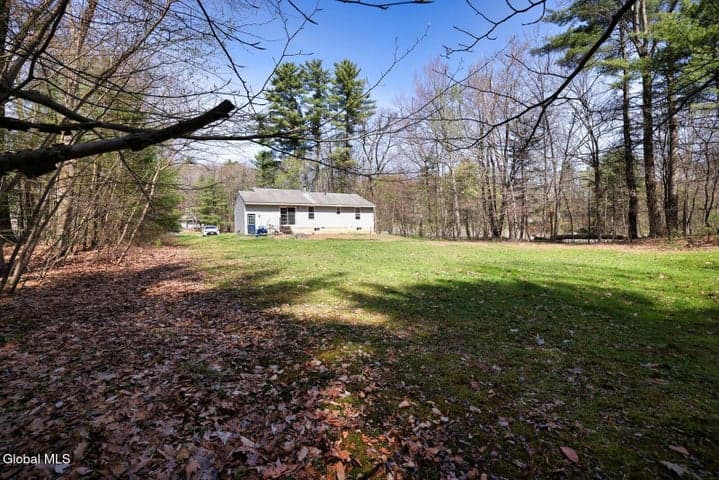 201 Cochran Drive, Northumberland, NY, photo 3
