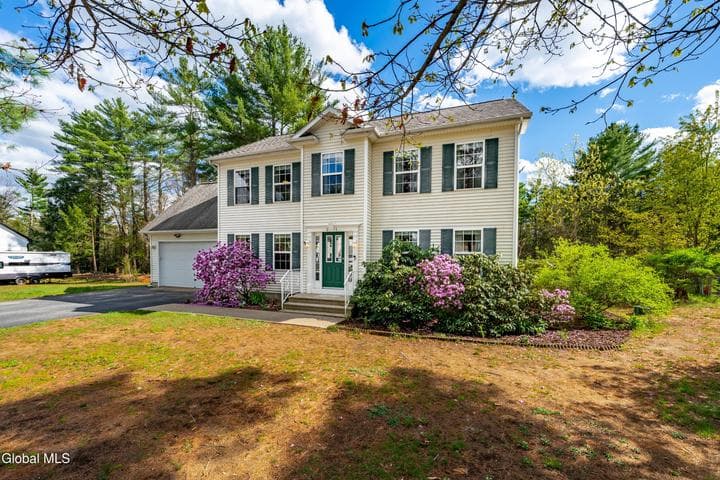 21 Locust Ridge Drive, Corinth, NY, photo 4