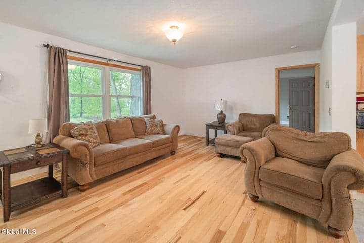 1129 Meadowdale Road, Guilderland, NY, photo 2