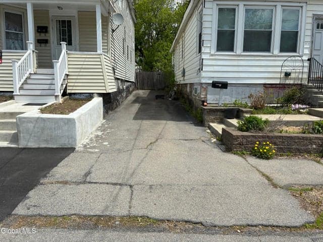 1355 Pleasant Street, Schenectady, NY, photo 4