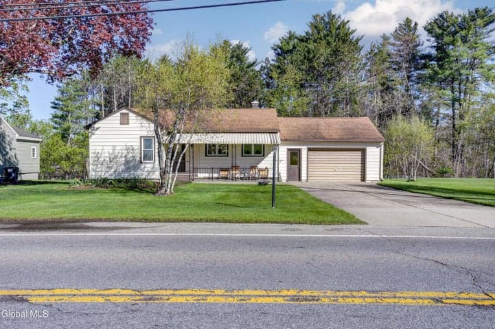 450 S Kingsboro Avenue, Johnstown, NY, photo 3