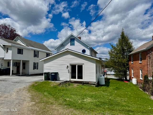 211 Maple Street, Corinth, NY, photo 3