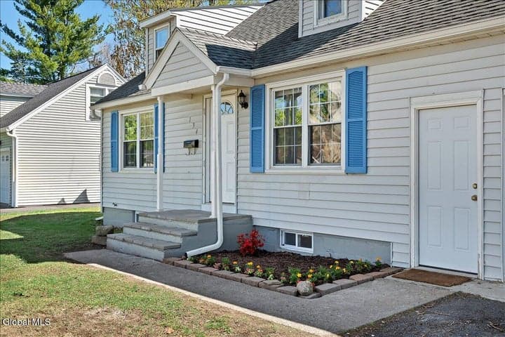 134 Polsin Drive, Rotterdam, NY, photo 2