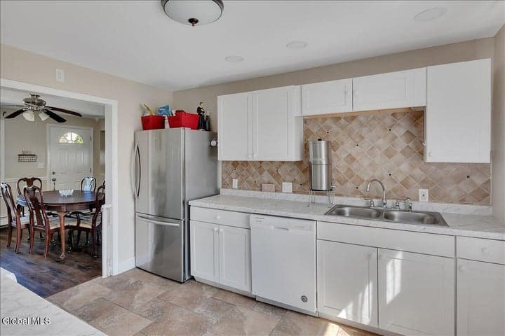 134 Polsin Drive, Rotterdam, NY, photo 5