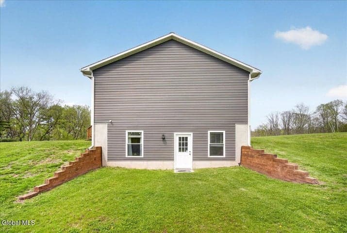 46 Thomson Road, Greenwich, NY, photo 4