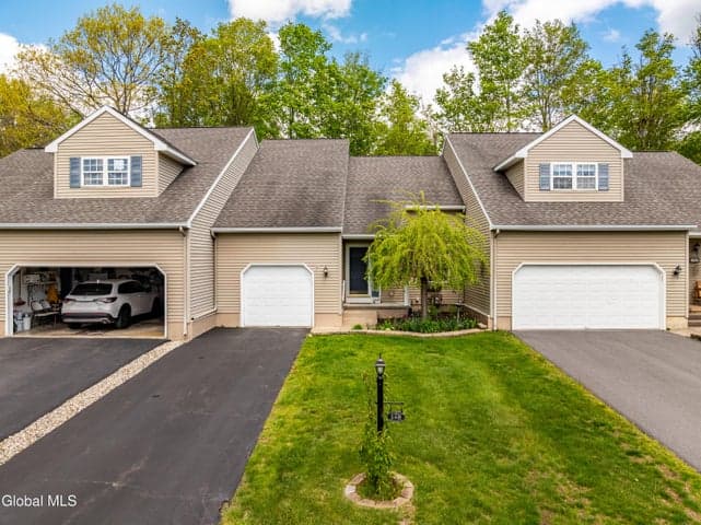 16B Fairway Drive, Mechanicville, NY, photo 1