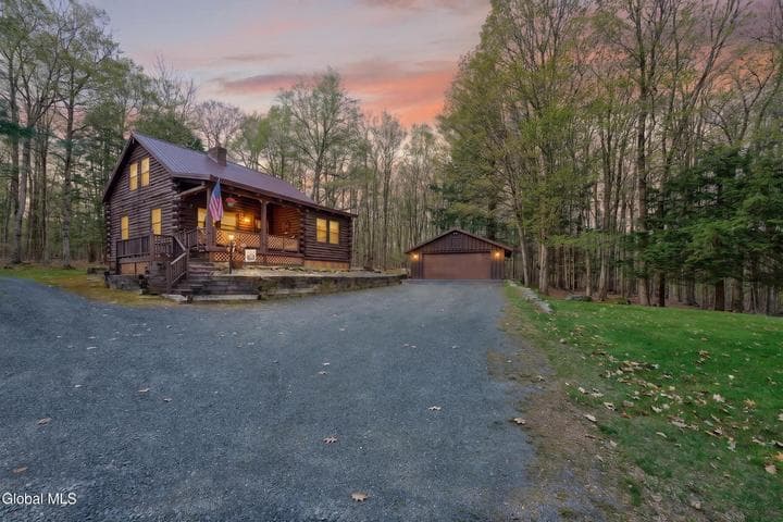375 Momrow Road, Sand Lake, NY, photo 2