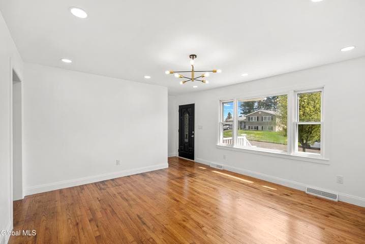 22 Verdi Boulevard, Latham, NY, photo 4