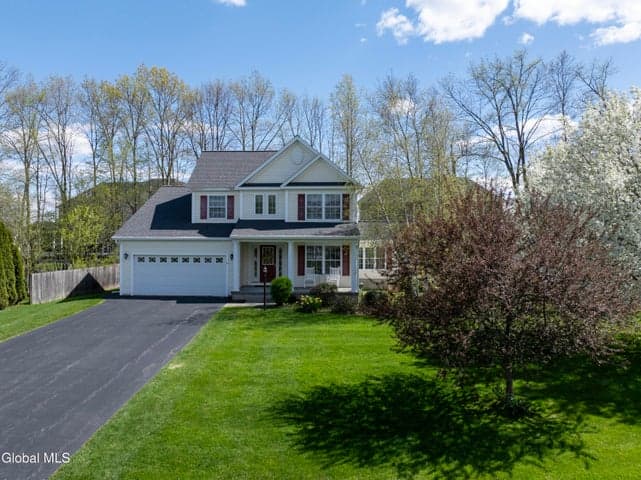 19 Chapel Hill Boulevard, Ballston, NY, photo 1