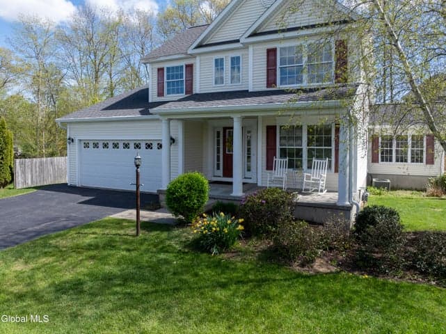 19 Chapel Hill Boulevard, Ballston, NY, photo 2