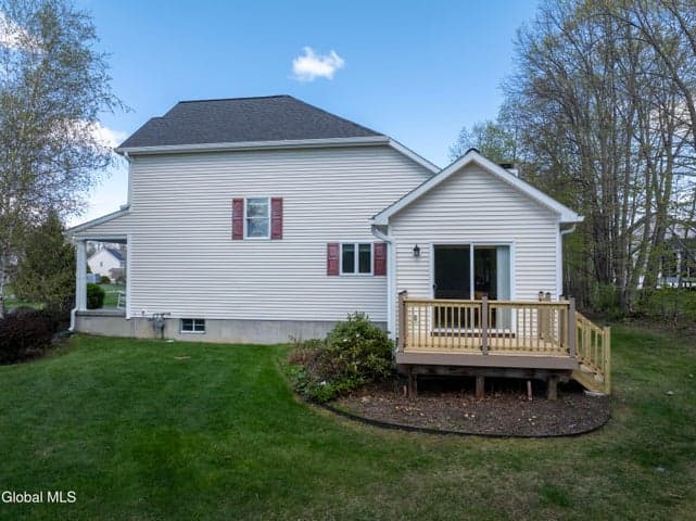 19 Chapel Hill Boulevard, Ballston, NY, photo 5