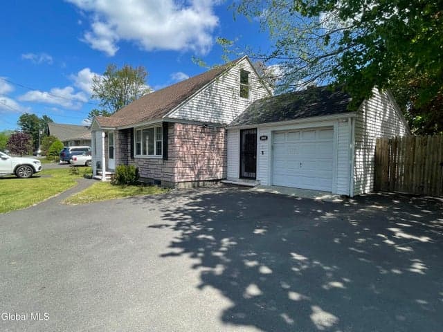 3881 Carman Road, Guilderland, NY, photo 3
