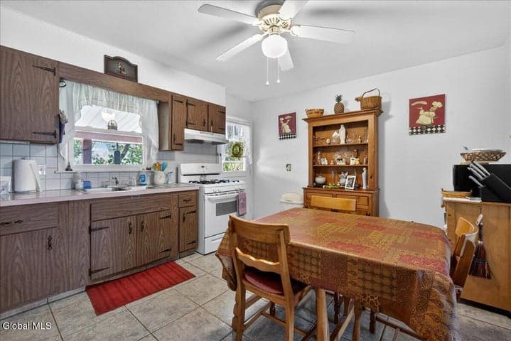 5 Deer Path Drive, Colonie, NY, photo 5