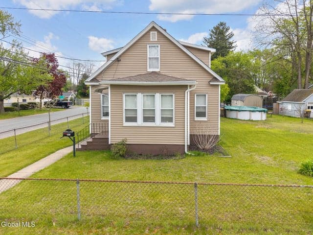 2501 1st Avenue, Rotterdam, NY, photo 2