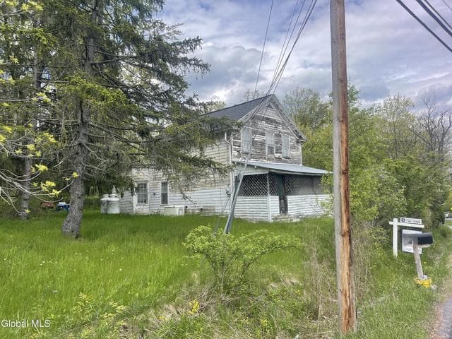 3 Agawam Lane, Guilderland, NY, photo 1