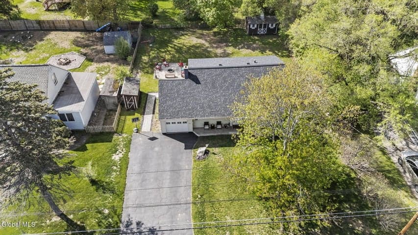 33 Terry Avenue, Guilderland, NY, photo 4