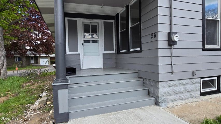 26 Lawnwood Avenue, Schenectady, NY, photo 2
