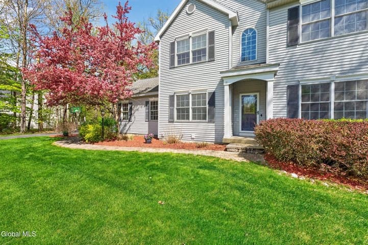11 Quincy Lane, Queensbury, NY, photo 2