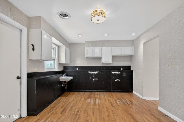 1208 Loudon Road, Colonie, NY, photo 2