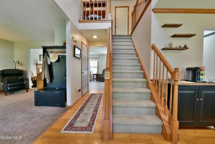 4 Springfield Drive, Mechanicville, NY, photo 4