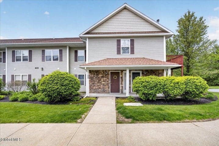 1200 Hillside Avenue #Apt 607, Niskayuna, NY, photo 1