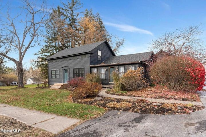 5922-5926 NY-81, Greenville, NY