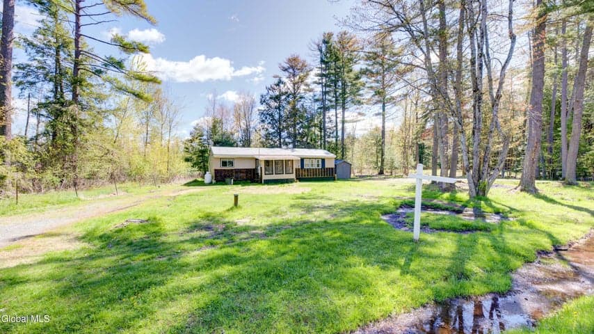 1282 County Highway 110, Broadalbin, NY