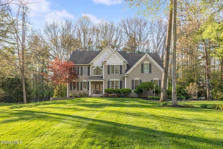 33 Magnolia Drive, Saratoga Springs, NY, photo 1