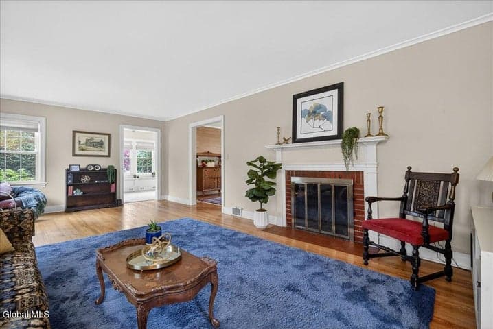 25 Pinedale Avenue, Delmar, NY, photo 5