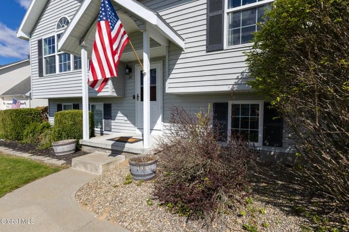 21 Meadowlark Lane, Warrensburg, NY, photo 2