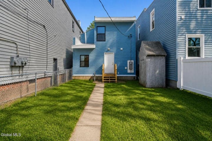 547 5th Avenue, Troy, NY, photo 3