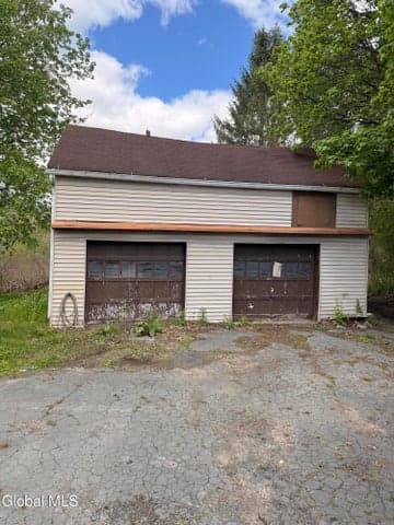 1091 Hoosick Road, Brunswick, NY, photo 3