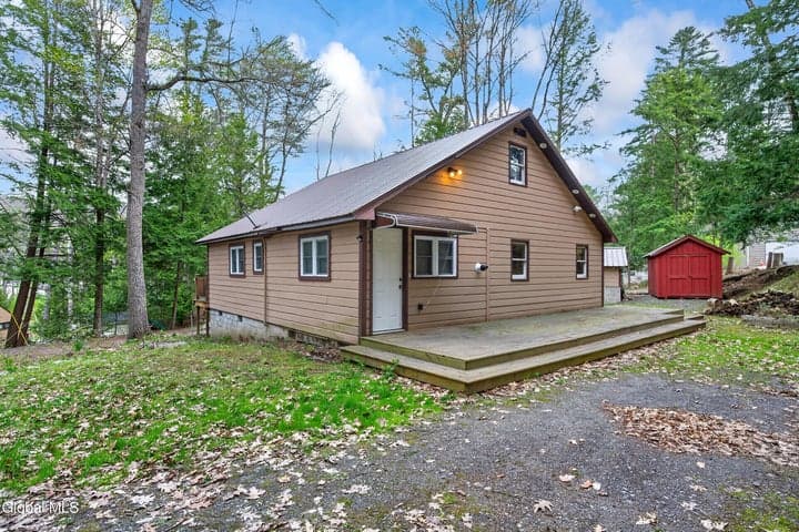 11 Lakeview Terrace, Hadley, NY, photo 3