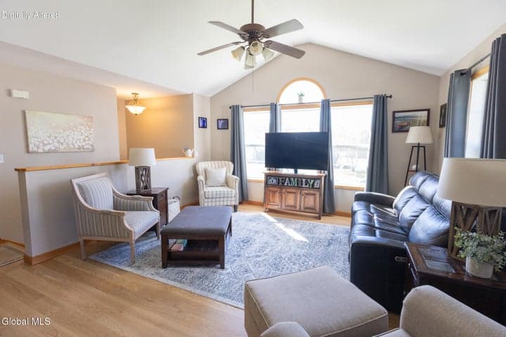 21 Meadowlark Lane, Warrensburg, NY, photo 5