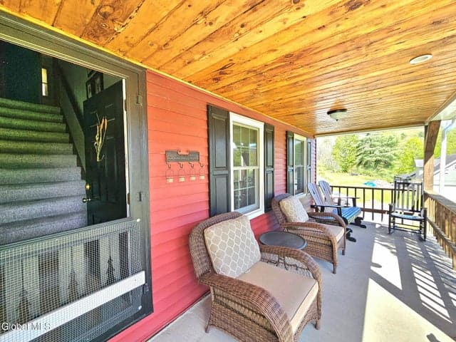 45 Jess Maxon Road, Petersburgh, NY, photo 2