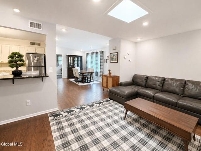8B Lacosta Drive, Clifton Park, NY, photo 5