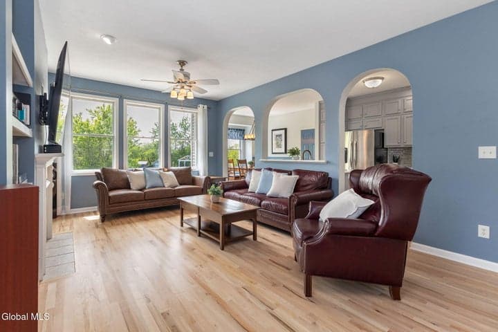 17 Hilltop Drive, Cohoes, NY, photo 3