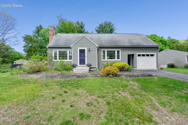 14 Wheeler Drive, Glenville, NY, photo 1