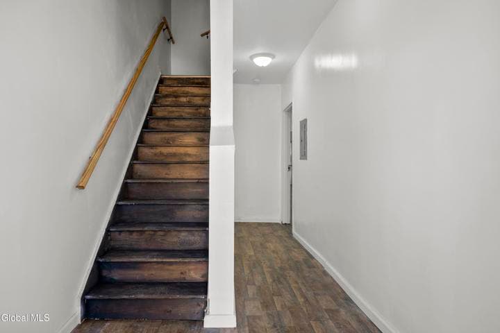 1427 4th Avenue, Watervliet, NY, photo 5