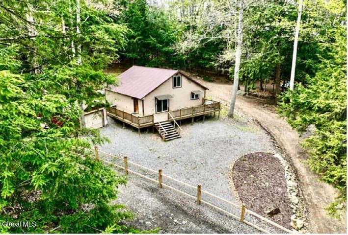 11 Lakeview Terrace, Hadley, NY, photo 1