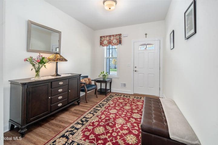 17 Appleton Street, Ballston, NY, photo 3