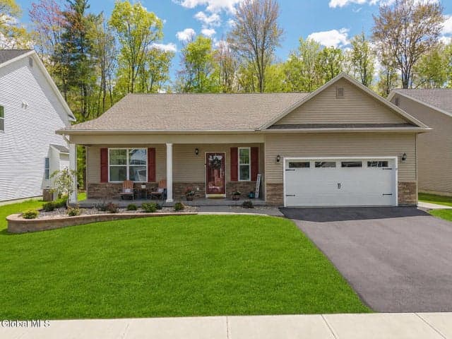 17 Appleton Street, Ballston, NY, photo 1