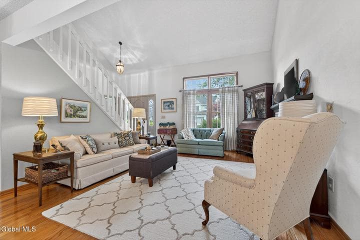 31 Capitol Place, East Greenbush, NY, photo 5