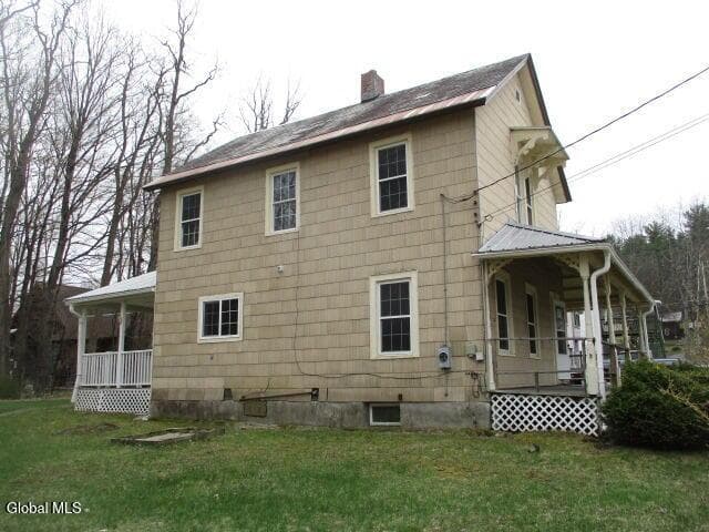 10 Woodard Avenue, Hadley, NY, photo 2